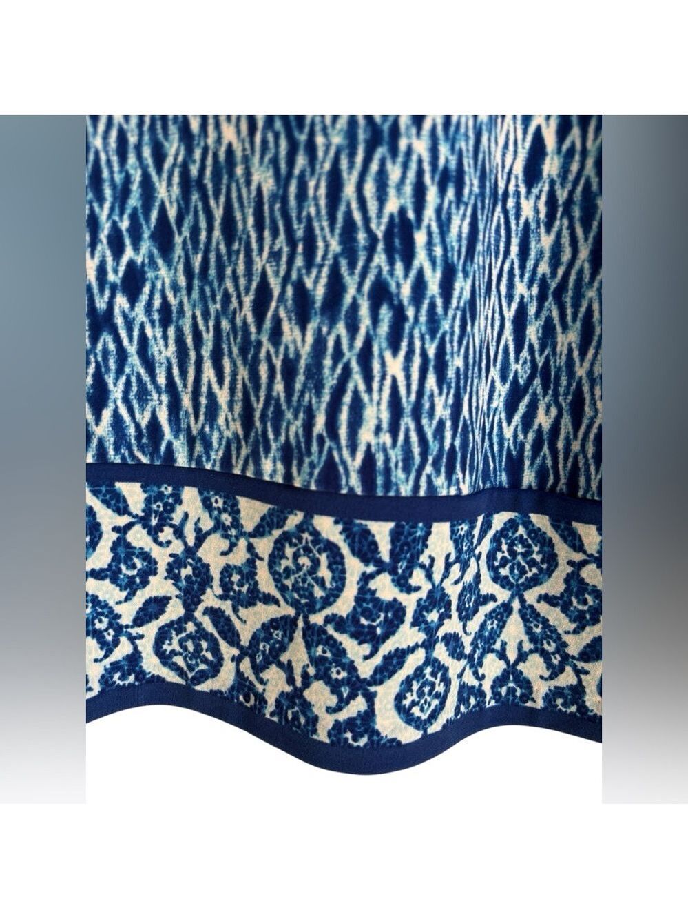 Michael Kors-size Medium dress. Geometric blue print w/contrasting bottom. EUC!!